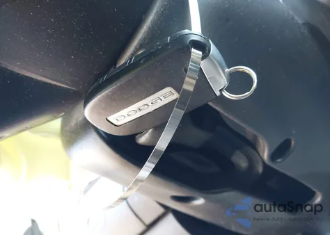 2019 Dodge Journey Se из США, поврежденный, VIN 3C4PDCBB0KT687019